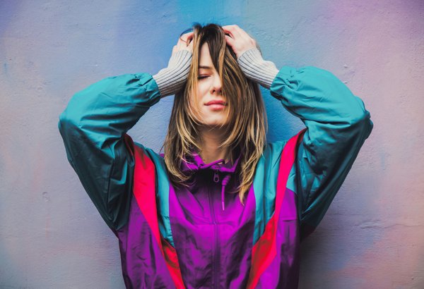 Comment harmoniser une montre-bracelet sophistiquée avec une manucure professionnelle?